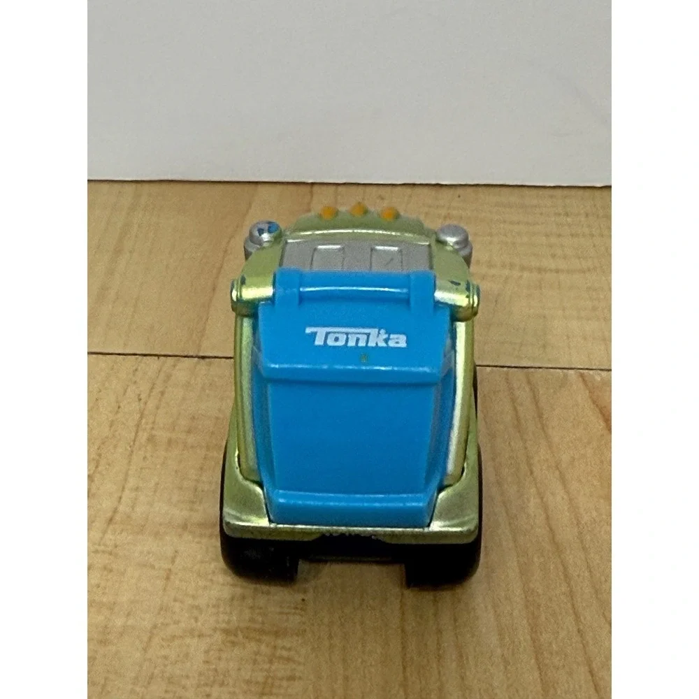 Tonka Chuck & Friends Rowdy Garbage Truck Metallic Green Hasbro 2011 20301